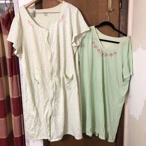 Secret Treasures Light Green Floral Embroidered Nightgown and Zippered Robe